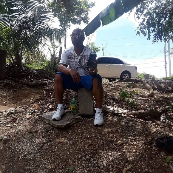 Meet your Posher, Kevin - Picture 1 of 1